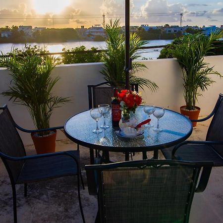 Sunset Isla Mujeresアパートホテル エクステリア 写真