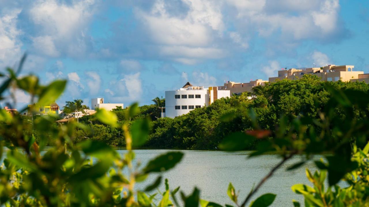 Sunset Isla Mujeresアパートホテル エクステリア 写真